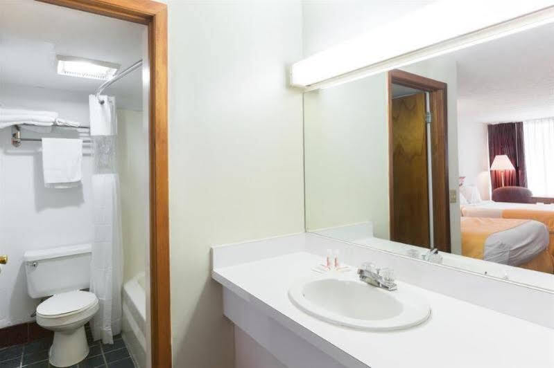 Econo Lodge Middlesboro المظهر الخارجي الصورة